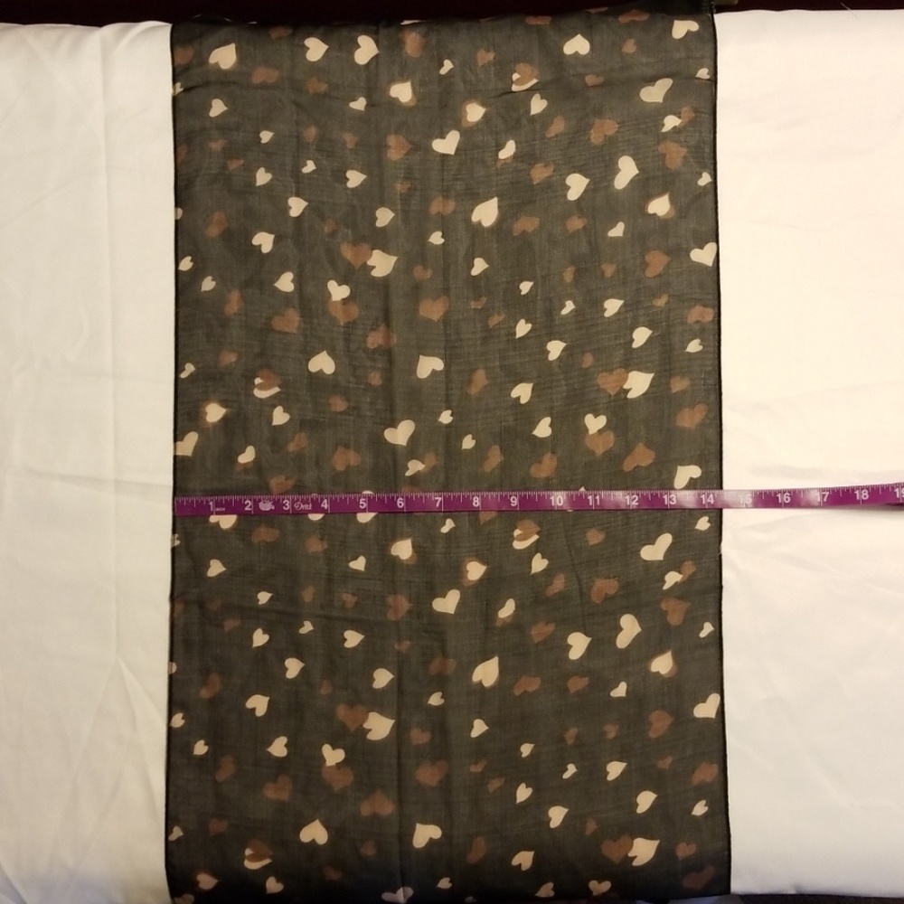 Scarf - Picture 2 of 7